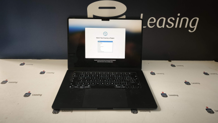 Ноутбук Apple MacBook Air 15", 8-ядерний процесор M3 (10-ядерний графічний процесор), 8 ГБ оперативної пам'яті, SSD-накопичувач 256 ГБ &ndash; Midnight, код товару MRYU3ZE/A