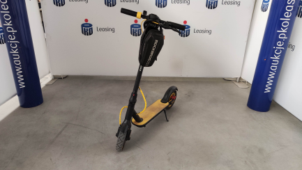 Electric Scooter XRIDER M10 LIGHT+ 40km 350W 10" Black + VÖGEL VZP-009K U-lock + ROCKBROS B62-1 Handlebar Bag