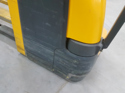 Zdjęcie przedmiotu: W&oacute;zek widłowy Jungheirich EJC214 115 535 DZ 