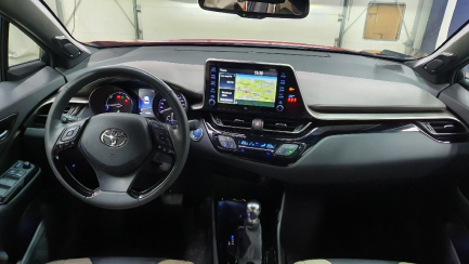 Zdjęcie przedmiotu: Toyota C-HR 2.0 Hybrid Premiere Edition