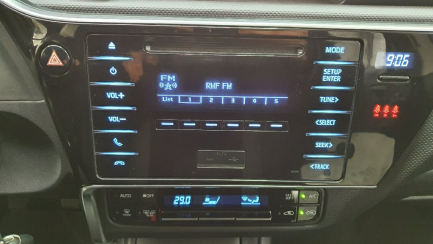 Zdjęcie przedmiotu: Toyota Auris Hatchback