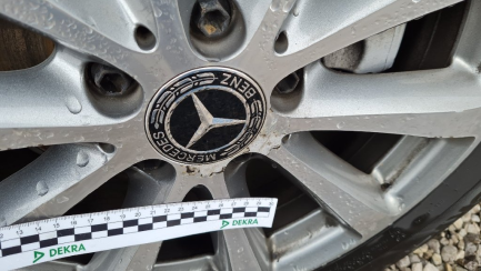 Zdjęcie przedmiotu: Mercedes-benz E 220d 9G-TRONIC