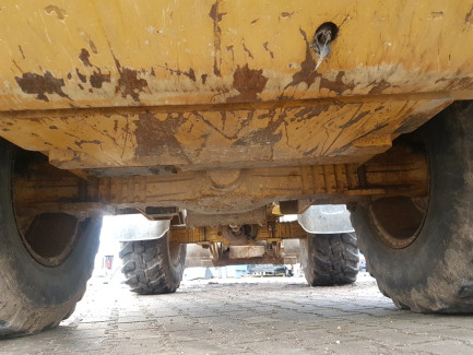 Zdjęcie przedmiotu: Ładowarka kołowa CATERPILLAR 908H2