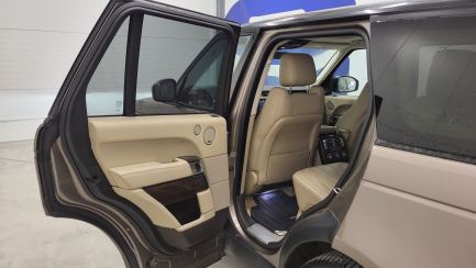 Zdjęcie przedmiotu: RANGE ROVER 3.0TD V6 HSE EU6