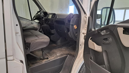 Zdjęcie przedmiotu: Renault Master FWD dCi E6 3.5t L3H2 Pack Clim