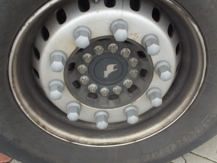 Zdjęcie przedmiotu: SCHMITZ CARGOBULL SCB*S3T Curtain semitrailer