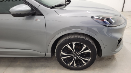 Zdjęcie przedmiotu: Ford Kuga 2.5P PHEV FWD ST-Line X