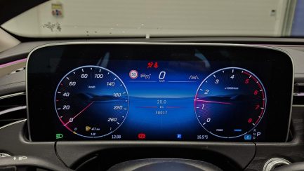 Zdjęcie przedmiotu: Mercedes-benz E 200 Avantgarde 4Matic