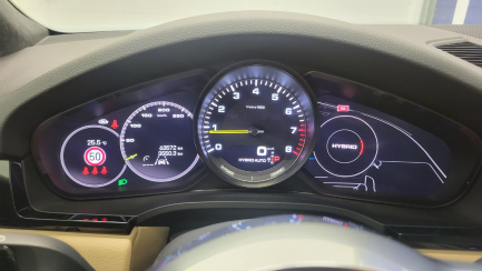 Zdjęcie przedmiotu: Porsche Cayenne Coupe E-Hybrid Platinum Edition