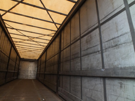 Zdjęcie przedmiotu: KOGEL S24-1 curtain semi-trailer