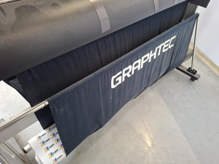 Zdjęcie przedmiotu: Ploter tnący GRAPHTEC CE7000-130