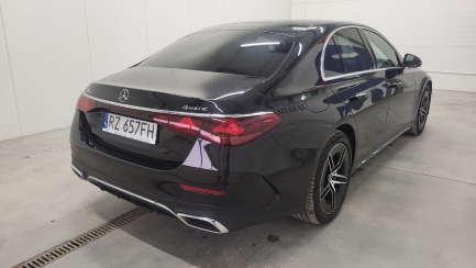 Zdjęcie przedmiotu: Mercedes-benz E 300 e AMG LINE PREMIUM 4Matic