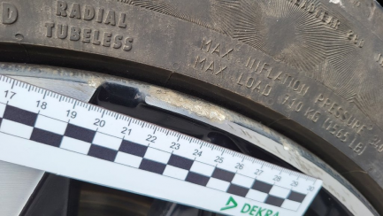 Zdjęcie przedmiotu: Toyota C-HR 1.8 Hybrid GPF GR Sport