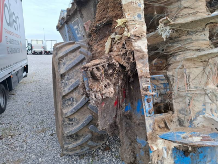 Zdjęcie przedmiotu: Rozrzutnik obornika EUROMILK BUFFALO RX 1250