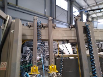 Zdjęcie przedmiotu: Pneumatic press for mounting PMJ-SZ drawers