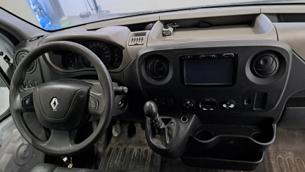 Zdjęcie przedmiotu: Renault Master FWD dCi E6 3.5t L3H2 Pack Clim