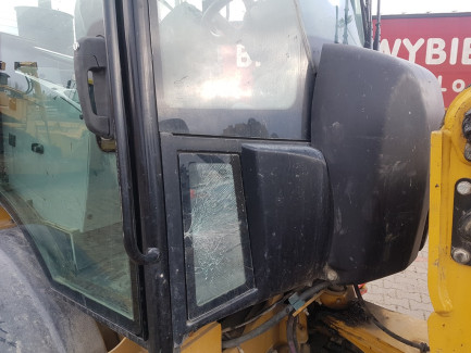 Zdjęcie przedmiotu: Ładowarka kołowa CATERPILLAR 908H2