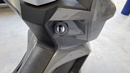 Zdjęcie przedmiotu: SKUTER SYM Jet X 125