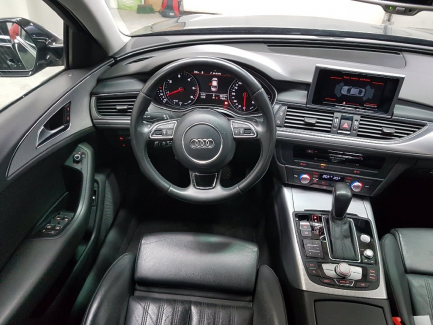 Zdjęcie przedmiotu: Audi A6