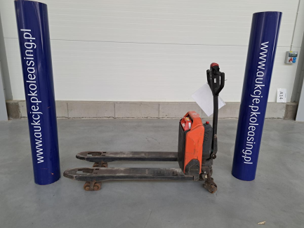 Wózek paletowy elektryczny BT Tyro LHE130