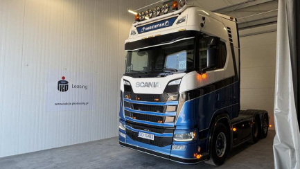 Zdjęcie przedmiotu: SCANIA S580 E6 26.0t LA 6x2 NA