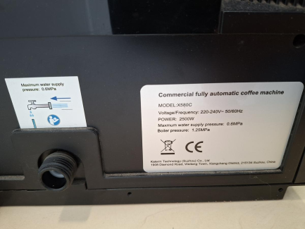 Zdjęcie przedmiotu: Кавоварка під тиском FRESCO X580C + холодильник MILK COOLER C5