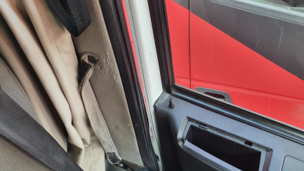 Zdjęcie przedmiotu: Iveco AS440T/P 4x2 Hi-Way