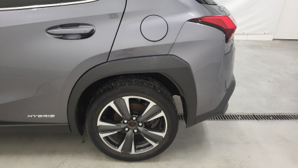 Zdjęcie przedmiotu: Lexus UX 250h GPF Business Edition 2