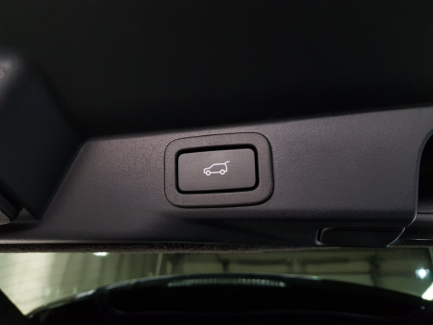 Zdjęcie przedmiotu: Range Rover Sport 2.0 SD4 HSE