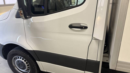 Zdjęcie przedmiotu: MERCEDES-BENZ/BMB SPRINTER E6e 3.5t Base Aut.
