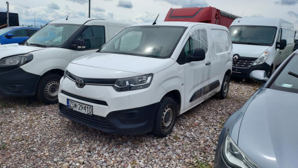 Zdjęcie przedmiotu: Toyota PROACE City 1.5 CRD E6.2 2.4t Active S&S