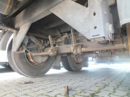 Zdjęcie przedmiotu: Przyczepa z osiami centralnymi KONAR JG6