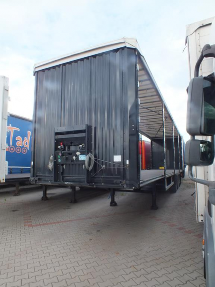 Zdjęcie przedmiotu: KAESSBOHRER MAXIMA Curtain trailer