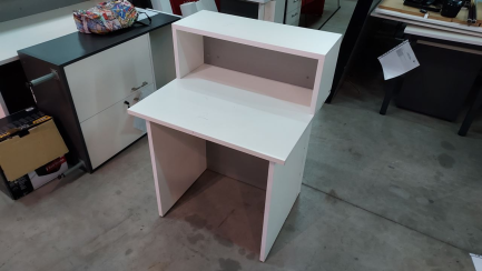 Zdjęcie przedmiotu: Room equipment - furniture