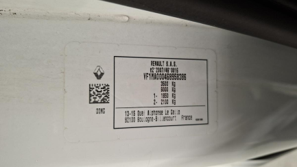Zdjęcie przedmiotu: Renault Master FWD 2.3 dCi E6d 3.5t L3H3 Pack Clim