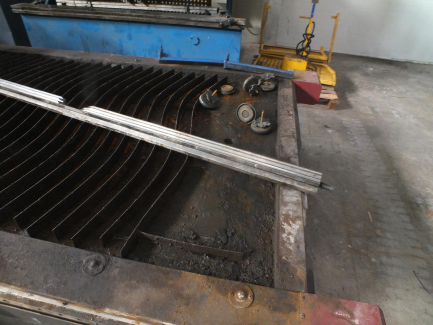 Zdjęcie przedmiotu: PLOTER PLAZMOWY SERON SK 1530