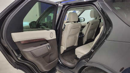 Zdjęcie przedmiotu: LAND ROVER Discovery V 2.0 SD4 HSE