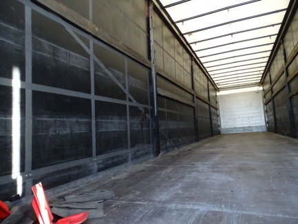 Zdjęcie przedmiotu: SCHMITZ SCB * S3T SCS 24 / L-13.62 E B curtain semi-trailer