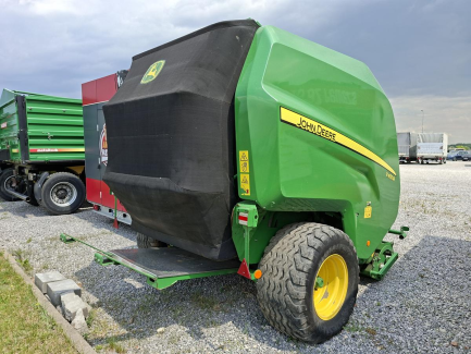 Zdjęcie przedmiotu: Прес-підбирач JOHN DEERE V451HR