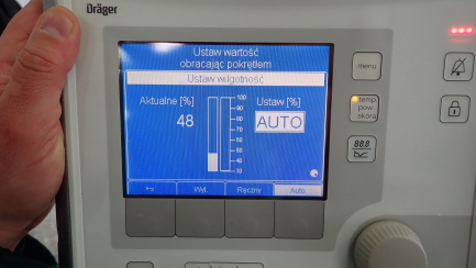 Zdjęcie przedmiotu: Closed incubator for premature babies and sick newborns DRAGER Caleo