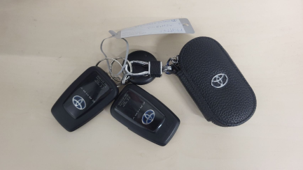 Zdjęcie przedmiotu: Toyota Camry 2.5 Hybrid Comfort CVT