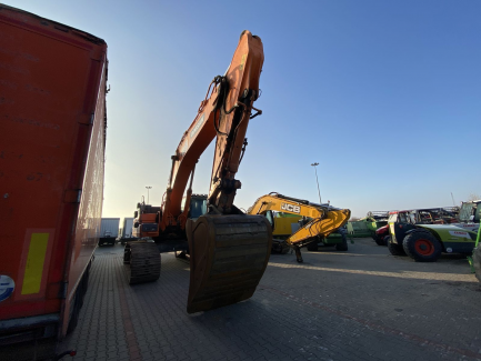 Zdjęcie przedmiotu: DOOSAN Infracore Co., Ltd. DX530LC-3 tracked excavator