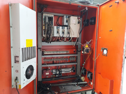 Zdjęcie przedmiotu: MAGNUM MACHINERY CO. CNC milling machine. LTD. TAIWAN VMC-850