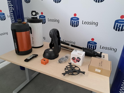 Zdjęcie przedmiotu: Teleskop CELESTRON NEXSTAR 8 SE z wyposażeniem 