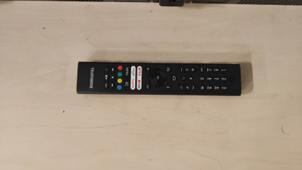 Zdjęcie przedmiotu: TELEFUNKEN 32HL8450 32" LED Android TV, code: 514755