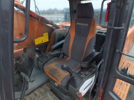 Zdjęcie przedmiotu: Koparka gąsiennicowa DOOSAN DX530 LC-3 CRAWLER EXCAVATOR