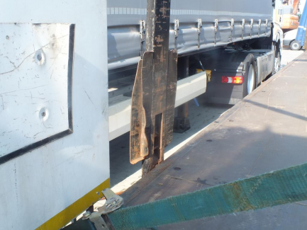 Zdjęcie przedmiotu: Original price PLN 22 000 NET KRONE SD Curtain trailer