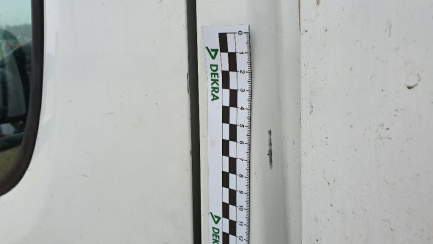 Zdjęcie przedmiotu: PEUGEOT/APD LUBOS BOXER/AL 435 BlueHDi Euro 6 1997ccm - 163HP 3,5t 16-19