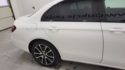 Zdjęcie przedmiotu: Mercedes-Benz E 220 d