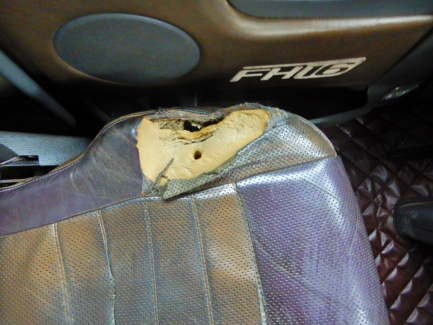 Zdjęcie przedmiotu: AUCTION OF THE DAY Volvo FH 16 700 6x4 Globetrotter Euro 5 with BERGS FOGEN timber body with JONSERED 1080 crane